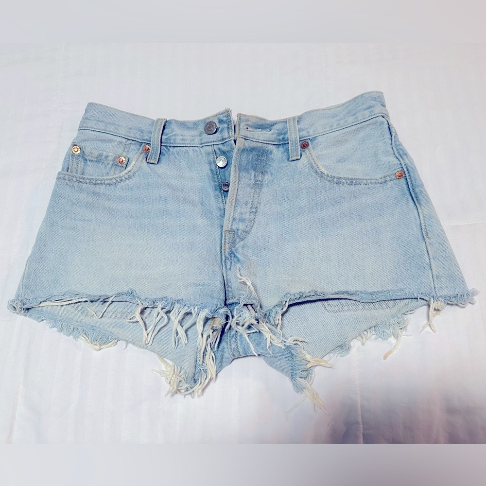 Levi’s 501 light blue denim shorts. Size 25